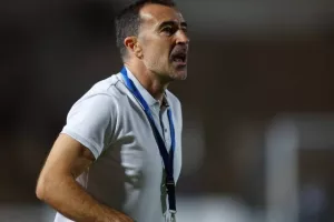 Πάφος-ΑΠΟΕΛ: Στο +11 από τους "γαλαζοκίτρινους" με γκολ στο... φινάλε!