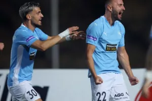 Πάφος-ΑΠΟΕΛ: Στο +11 από τους "γαλαζοκίτρινους" με γκολ στο... φινάλε!