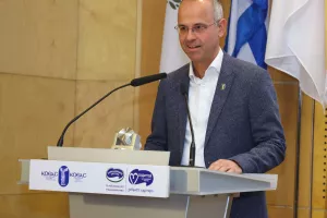 Κοινή πορεία και το 2025 για Χαραλαμπίδης Κρίστης και ΚΟΕΑΣ (Φώτος) 