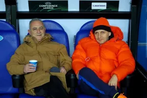 (ΦΩΤΟΣ/ΒΙΝΤΕΟ) Η προπόνηση του ΑΠΟΕΛ στο Molde Stadion 