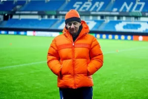 (ΦΩΤΟΣ/ΒΙΝΤΕΟ) Η προπόνηση του ΑΠΟΕΛ στο Molde Stadion 