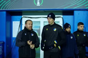 (ΦΩΤΟΣ/ΒΙΝΤΕΟ) Η προπόνηση του ΑΠΟΕΛ στο Molde Stadion 