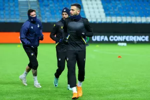 (ΦΩΤΟΣ/ΒΙΝΤΕΟ) Η προπόνηση του ΑΠΟΕΛ στο Molde Stadion 
