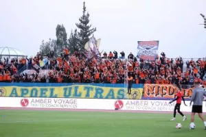 Πάφος-ΑΠΟΕΛ: Στο +11 από τους "γαλαζοκίτρινους" με γκολ στο... φινάλε!