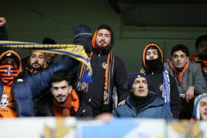 (ΦΩΤΟΣ) Πανέτοιμοι... οι ΑΠΟΕΛίστες