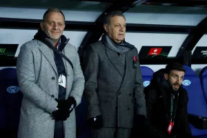 Πετρίδης με Φωτίου