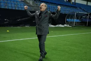 Molde-ΑΠΟΕΛ: ΤΕΡΑΣΤΙΟ… ΔΙΠΛΟ με Λαϊφη! (φώτος)