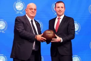 Η εορταστική εκδήλωση για τα 90χρονα της ΚΟΠ (Φώτος)