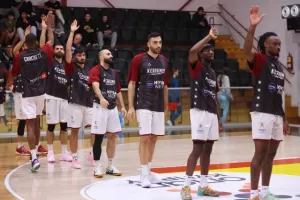 Έφυγε με "διπλό" η Πετρολίνα ΑΕΚ (Φώτος)