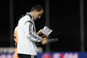 Απόλλων-ΑΠΟΕΛ: Μία δεκαετία μετά…ΜΗΔΕΝ (φώτος)