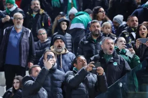 Ο κόσμος της Ομόνοιας στο ΓΣΠ (ΦΩΤΟΡΕΠΟΡΤΑΖ) 