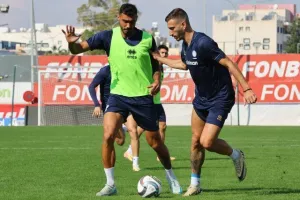 100... κλικς από την προπόνηση της Τρίτης