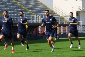 100... κλικς από την προπόνηση της Τρίτης