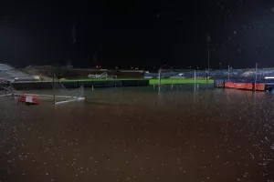 Τα πήρε... και τα σήκωσε (Φώτος)