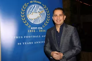Το δείπνο της ΚΟΠ με κυπριακούς χορούς (Φώτος)