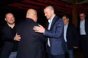 Το δείπνο της ΚΟΠ με κυπριακούς χορούς (Φώτος)