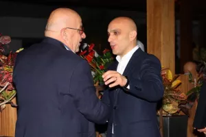 Το δείπνο της ΚΟΠ με κυπριακούς χορούς (Φώτος)