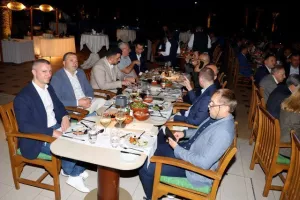 Το δείπνο της ΚΟΠ με κυπριακούς χορούς (Φώτος)