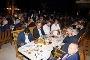 Το δείπνο της ΚΟΠ με κυπριακούς χορούς (Φώτος)