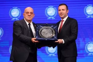 Η εορταστική εκδήλωση για τα 90χρονα της ΚΟΠ (Φώτος)