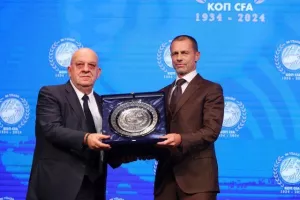 Η εορταστική εκδήλωση για τα 90χρονα της ΚΟΠ (Φώτος)