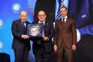 Η εορταστική εκδήλωση για τα 90χρονα της ΚΟΠ (Φώτος)
