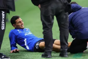 Απόλλων-Εθνικός: Συγκλονιστικό παιχνίδι που δεν έβγαλε νικητή (φώτος) 