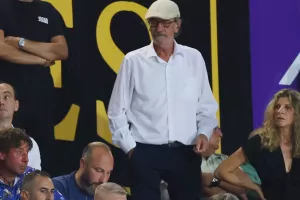 Να χαμογελάσει...