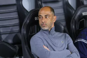 Την άρπαξε… ο Οκκάς