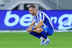 Τα εκτός… την βρίσκουν τελευταία