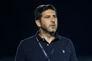 Τέλος ο Νικολάου