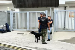 Ισχυρή αστυνομική δύναμη/ Αίαντας και... σκύλοι (Φώτος)
