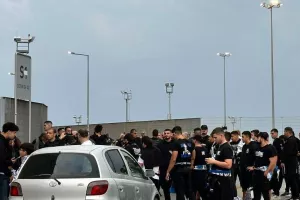 Νωρίς... οι Απολλωνίστες! (Φώτος)