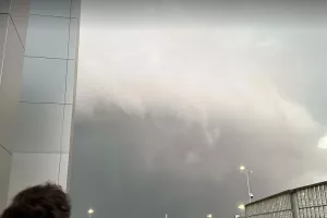 Έντονα καιρικά φαινόμενα... στον ουρανό του "Αλφαμέγα" (Φώτος/Βίντεο Kerkida)