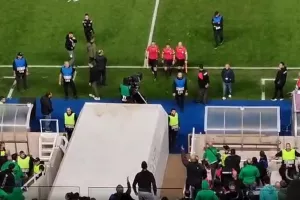 Αποδοκιμάστηκε έντονα ο Φελλάς (Βίντεο)