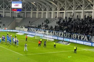 Χειροκρότημα, παρά την ήττα (Φώτος)