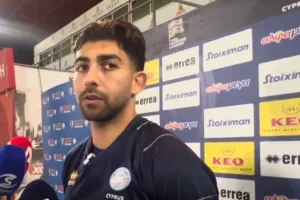 "Όλοι μαζί σαν ένα..." (Βίντεο)