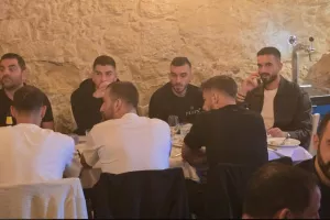 Η δεξίωση της ΚΟΠ στα ΜΜΕ (Φώτος)