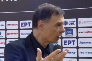 Έξαλλος ο Μπαρτζώκας: "Μας βρίζουν τη μάνα σε όλο το παιχνίδι"