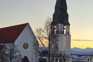 Το "κατάλευκο" Molde (Φώτος)