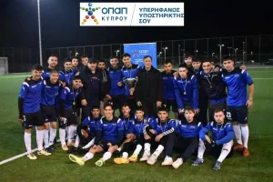 Ξανά επιβλητικό και τροπαιούχο!