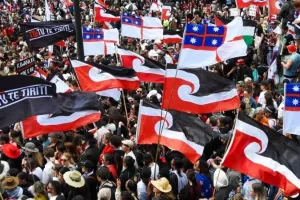 Βίντεο και φωτογραφίες από την ιστορική πορεία των Μαορί στη Νέα Ζηλανδία