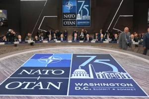 Έκτακτη Σύνοδος ΝΑΤΟ-Ουκρανίας στις Βρυξέλλες