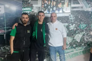 (ΒΙΝΤΕΟ/ΦΩΤΟΣ-Kerkida) Αποθεώθηκε ο Αϊτόρ στη Λεμεσό/"Δεν θα σε ξεχάσουμε ποτέ..."