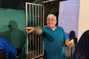 (ΦΩΤΟΣ) Χαλαρή Ανορθωσιάτικη βραδιά