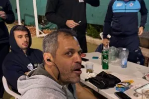 (ΦΩΤΟΣ) Χαλαρή Ανορθωσιάτικη βραδιά