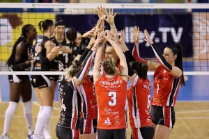 (Φώτος) Τεράστια ανατροπή για την Ολυμπιάδα και προβάδισμα πρόκρισης