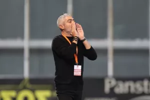 Καρμιώτισσα - Νέα Σαλαμίνα: Ο Ντούμπια έσωσε το βαθμό από το 0-2!