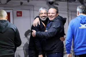 Καρμιώτισσα - Ανόρθωση: Ντεμπούτο Καμορανέζι με "Χ"