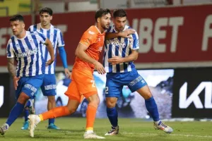 Καρμιώτισσα - Ανόρθωση: Ντεμπούτο Καμορανέζι με "Χ"